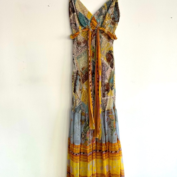 Vintage Diane Von Ferstenberg Silk Chiffon dress, size 6 - Picture 2 of 12